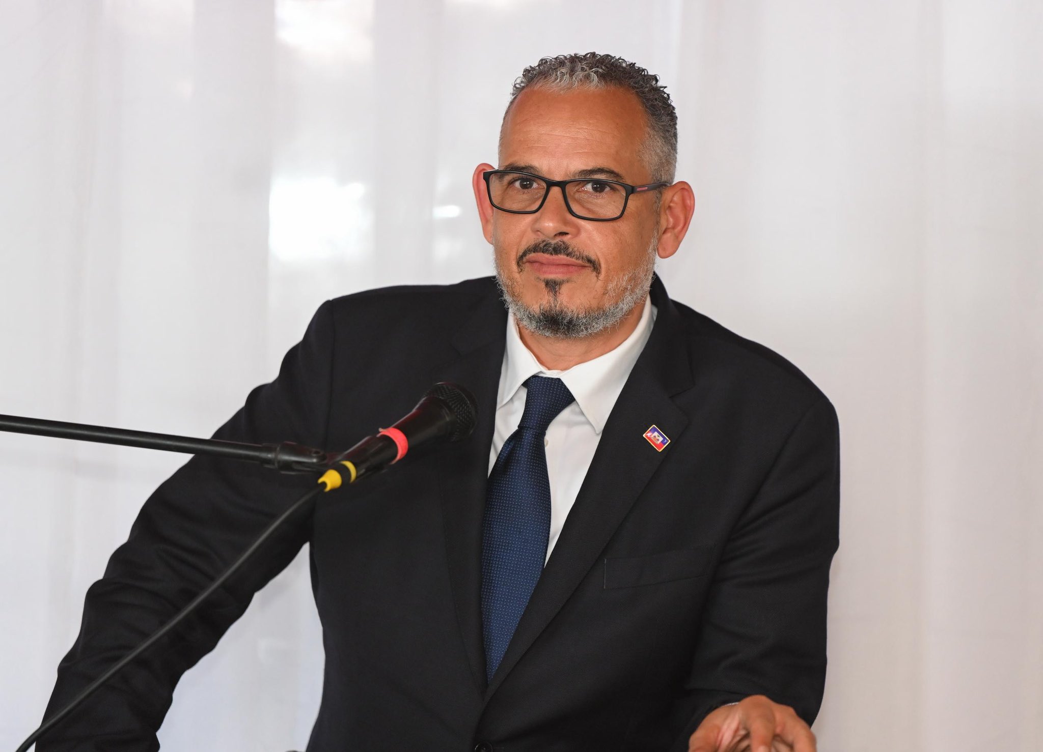 Alix Didier Fils Aime Premier Ministre 